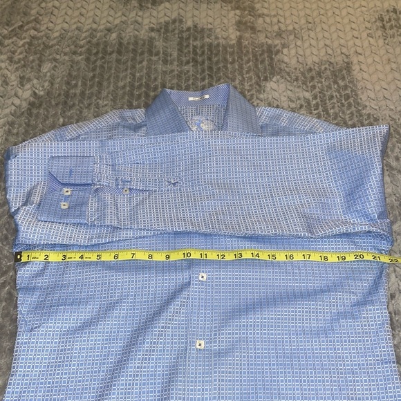Bugatchi Men's Blue and White Button Down Patterned Shirt. Size Large. - Picture 12 of 16